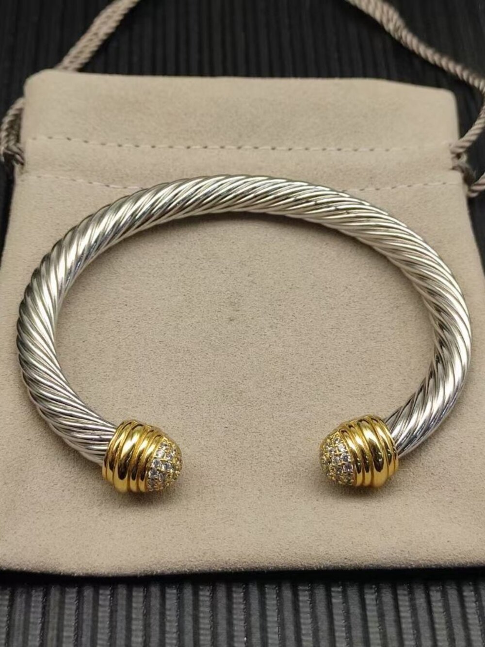David Yurman Cable Classics Bracelet 7mm - Picture 3 of 6